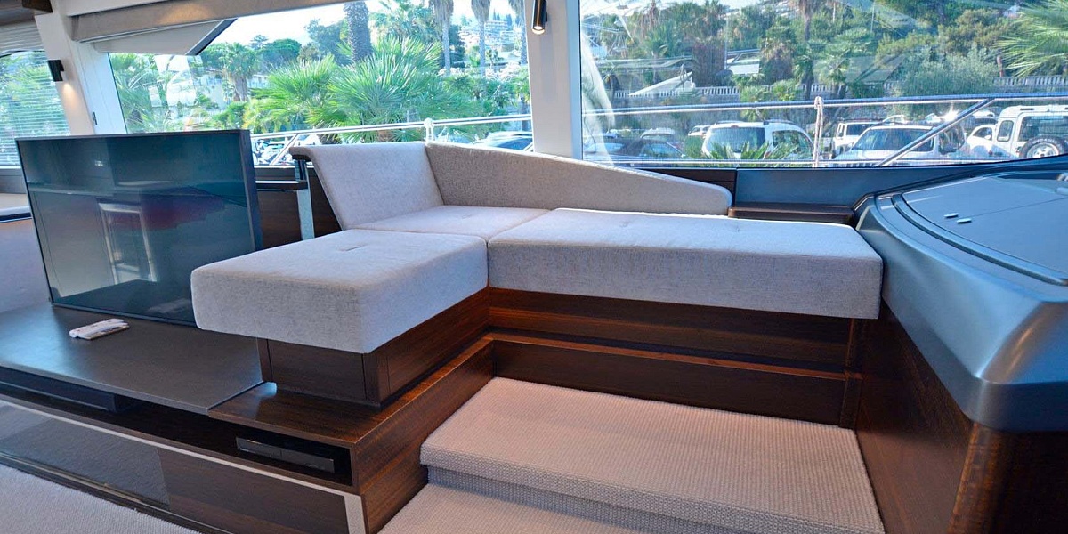 Продается моторная яхта Sunseeker Manhattan 68